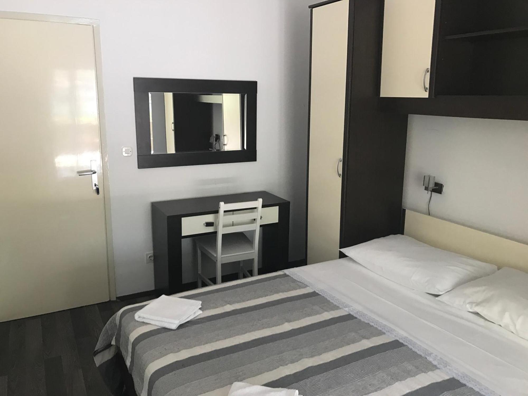 Apartments Vala Grebaštica الغرفة الصورة